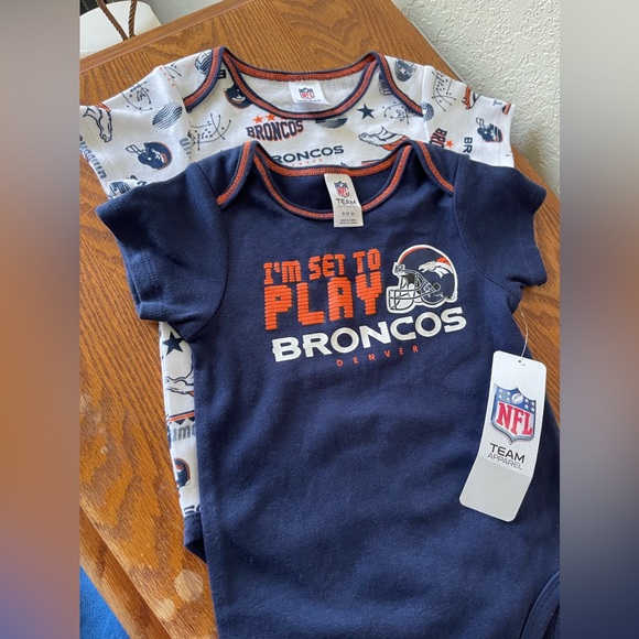 NFL Team Apparel: Two Denver Broncos Football Onesies 6-12 months New with tags - Picture 1 of 12
